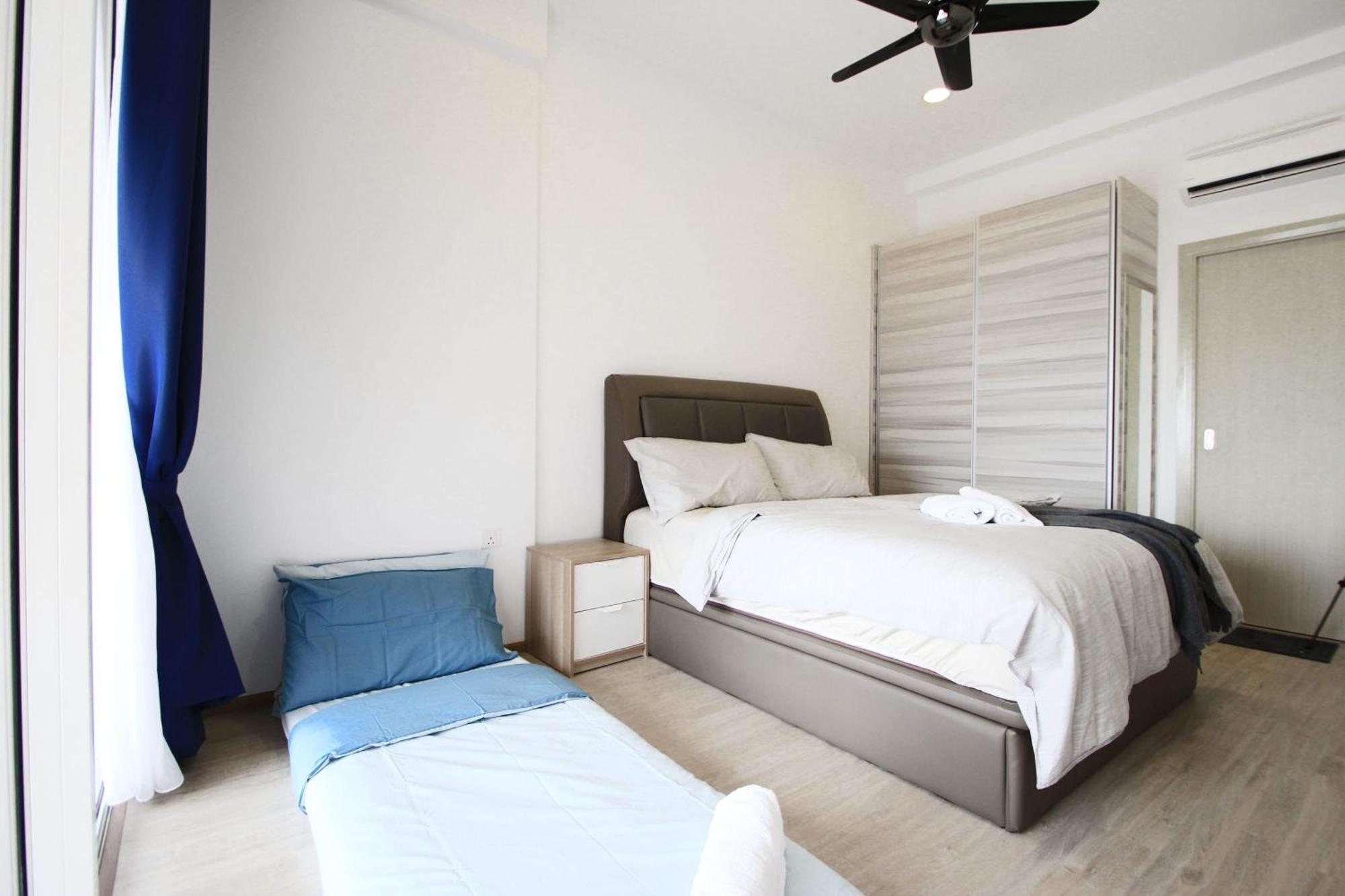 شقة Cozy, High-Floor 2Br Apt Near Legoland نوساجايا المظهر الخارجي الصورة