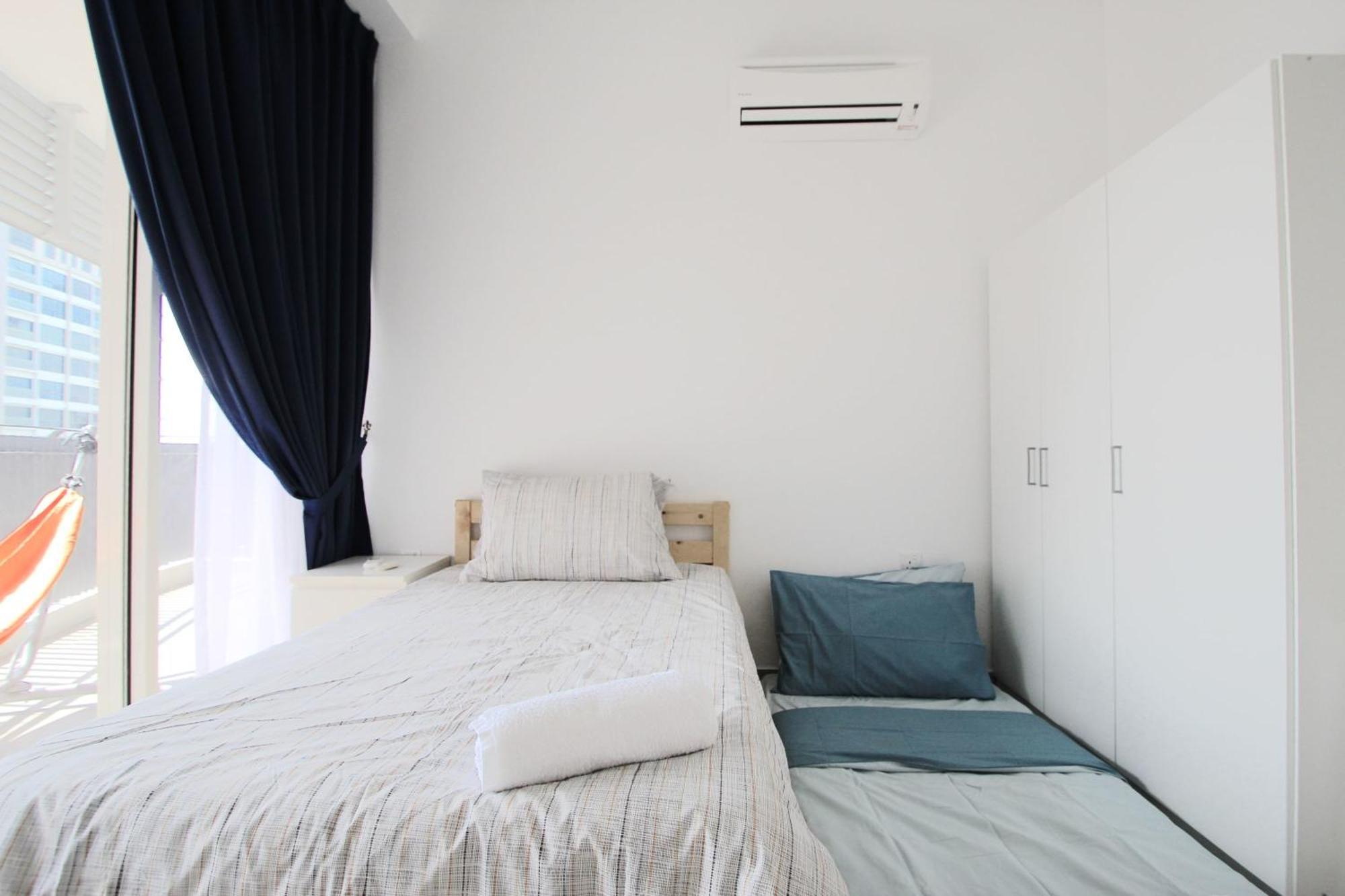 شقة Cozy, High-Floor 2Br Apt Near Legoland نوساجايا المظهر الخارجي الصورة